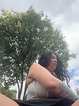 Snapshot of emilyjohanson chatting on 8, 4, 2026 emilyjohanson online show from 8, 4, 2026