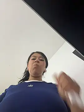 Snapshot of emilyjohanson chatting on 21, 4, 2026 emilyjohanson online show from 21, 4, 2026