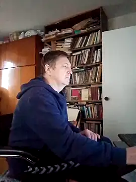 Snapshot of Pokaz2020 chatting on 18, 4, 2026 Pokaz2020 online show from 18, 4, 2026