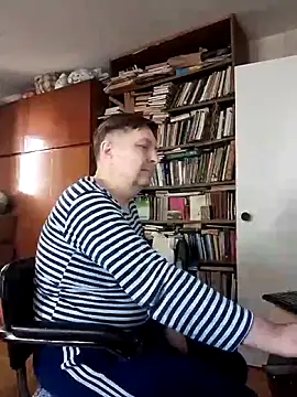 Snapshot of Pokaz2020 chatting on 9, 5, 2026 Pokaz2020 online show from 9, 5, 2026