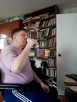 Snapshot of Pokaz2020 chatting on 13, 5, 2026 Pokaz2020 online show from 13, 5, 2026