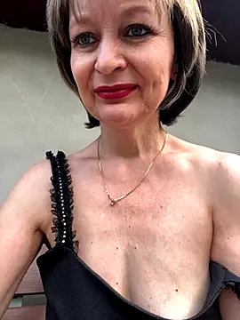 Melljoy online show from 10, 9, 2025