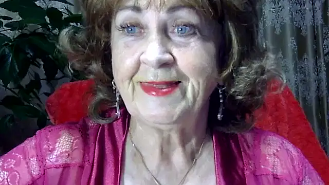 Emma52610 online show from 22, 11, 2025