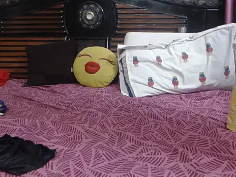 Snapshot of prettyindiandoll chatting on 1, 4, 2026 prettyindiandoll online show from 1, 4, 2026