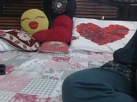 Snapshot of prettyindiandoll chatting on 23, 4, 2026 prettyindiandoll online show from 23, 4, 2026