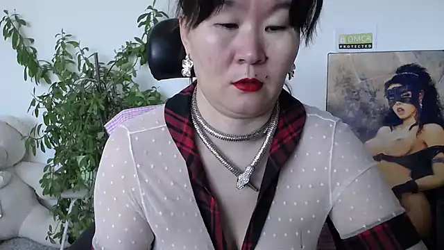 Akira xx online show from 25, 3, 2026