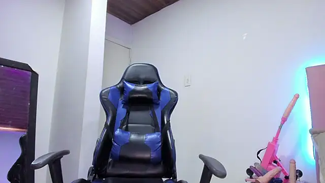 melani xc online show from 7, 11, 2025