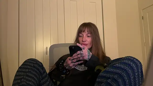 Snapshot of airgeadx chatting on 2, 3, 2025 airgeadx online show from 2, 3, 2025