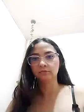 Snapshot of Camilatinass_ chatting on 9, 3, 2026 Camilatinass online show from 9, 3, 2026