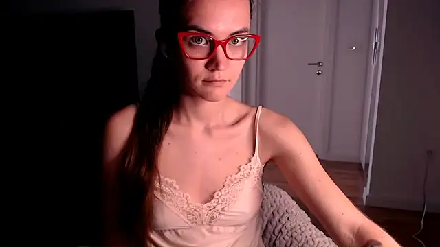 EvelynGG online show from 10, 5, 2026