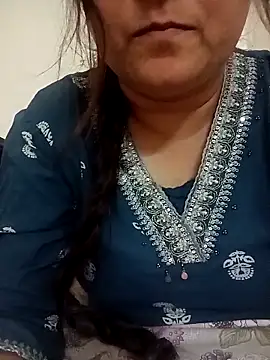 naughtymadam online show from 15, 3, 2026