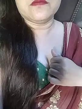 Snapshot of naughtymadam chatting on 18, 5, 2026 naughtymadam online show from 18, 5, 2026