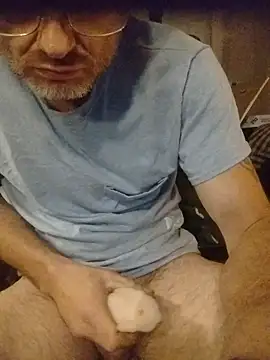 ROBERT0516 online show from 5, 4, 2026