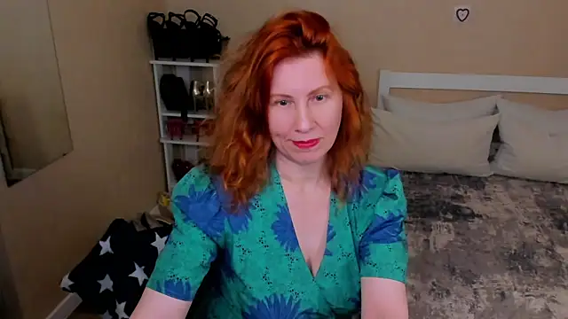 Snapshot of FoxySophia chatting on 12, 6, 2026 FoxySophia online show from 12, 6, 2026