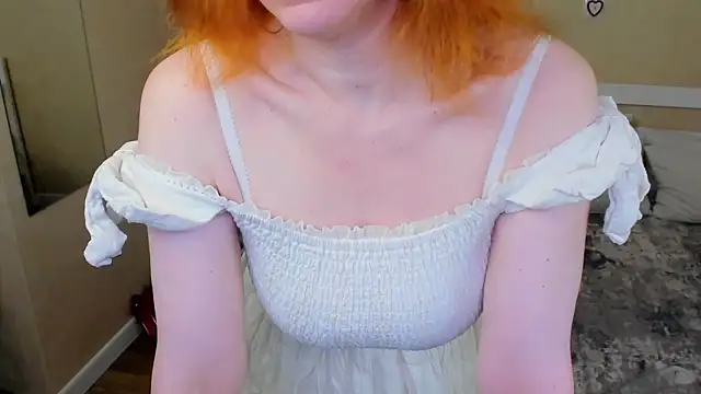 Snapshot of FoxySophia chatting on 13, 6, 2026 FoxySophia online show from 13, 6, 2026