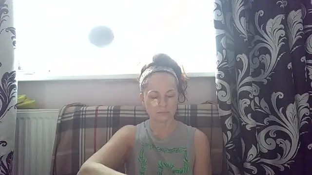 LindaStarS online show from 5, 3, 2026