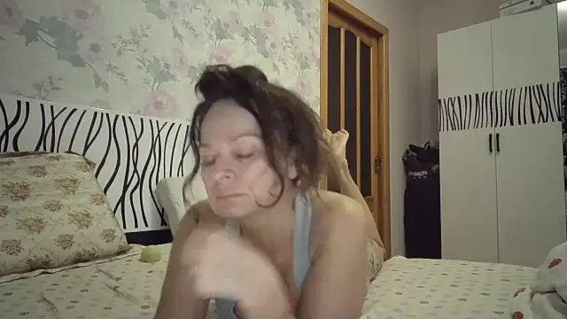 Snapshot of LindaStarS chatting on 10, 3, 2026 LindaStarS online show from 10, 3, 2026