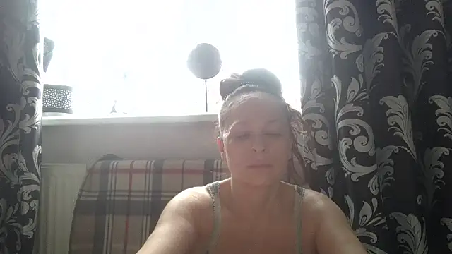 Snapshot of LindaStarS chatting on 21, 3, 2026 LindaStarS online show from 21, 3, 2026