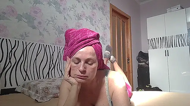 Snapshot of LindaStarS chatting on 23, 3, 2026 LindaStarS online show from 23, 3, 2026