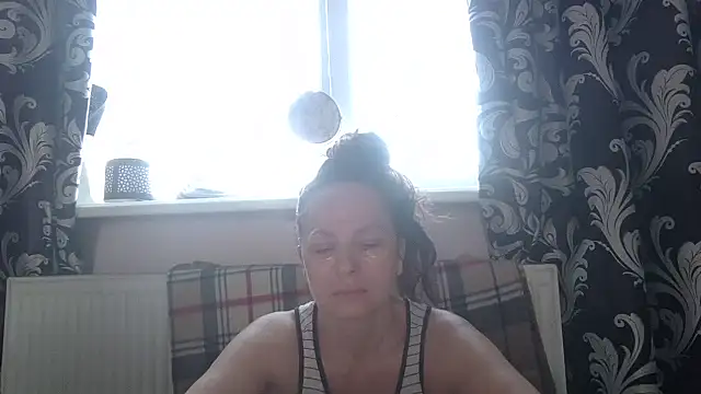 Snapshot of LindaStarS chatting on 27, 3, 2026 LindaStarS online show from 27, 3, 2026