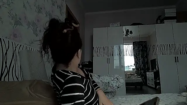 Snapshot of LindaStarS chatting on 17, 4, 2026 LindaStarS online show from 17, 4, 2026