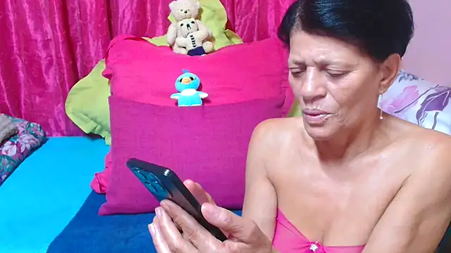 SLUTTYROXY online show from 2, 2, 2026