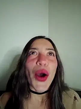 Snapshot of loveuu-bae chatting on 19, 2, 2026 loveuu-bae online show from 19, 2, 2026