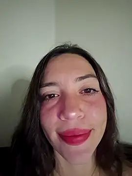 Snapshot of loveuu-bae chatting on 12, 4, 2026 loveuu-bae online show from 12, 4, 2026