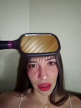 Snapshot of loveuu-bae chatting on 14, 4, 2026 loveuu-bae online show from 14, 4, 2026