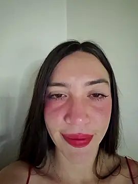 Snapshot of loveuu-bae chatting on 21, 4, 2026 loveuu-bae online show from 21, 4, 2026