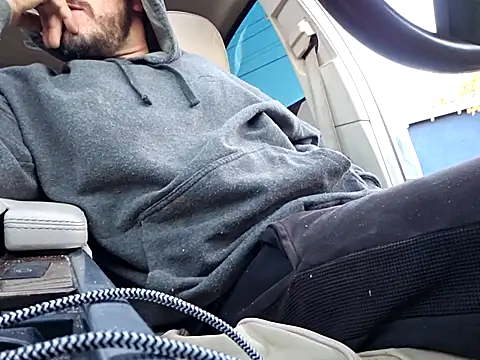 Snapshot of UncutHammer69 chatting on 24, 11, 2025 UncutHammer69 online show from 24, 11, 2025