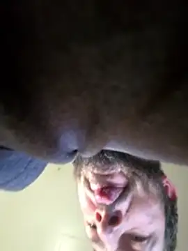 Snapshot of UncutHammer69 chatting on 11, 1, 2026 UncutHammer69 online show from 11, 1, 2026