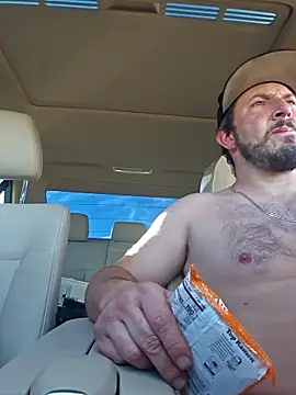 Snapshot of UncutHammer69 chatting on 13, 1, 2026 UncutHammer69 online show from 13, 1, 2026