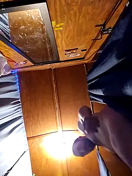 Snapshot of UncutHammer69 chatting on 20, 4, 2026 UncutHammer69 online show from 20, 4, 2026