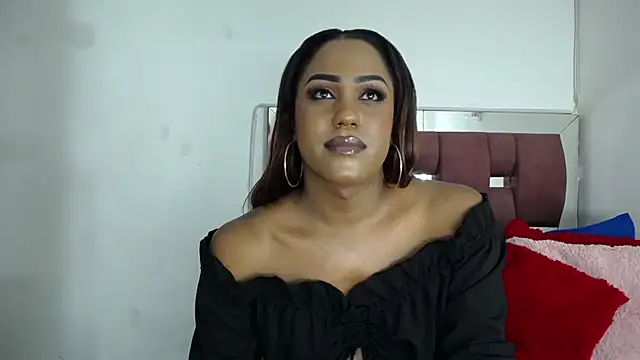 LoraineBigCockTs online show from 29, 10, 2025