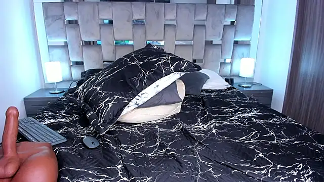 Cammiila online show from 21, 2, 2025