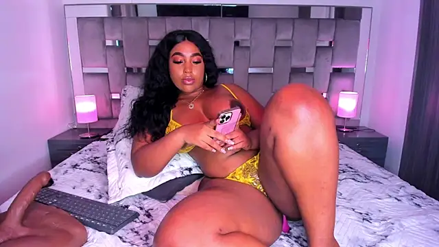 Cammiila online show from 19, 3, 2025