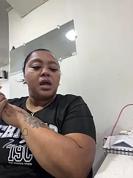 yanza2002 online show from 17, 9, 2025