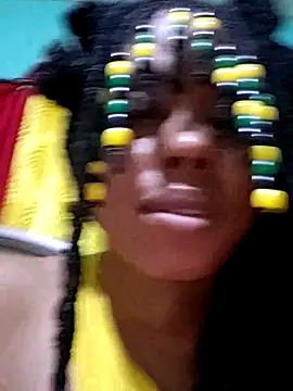 Snapshot of HONEYSWEETS_LIVE chatting on 9, 4, 2026 HONEYSWEETS LIVE online show from 9, 4, 2026