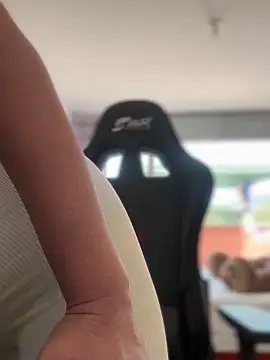 LINDA PATTY94 online show from 19, 2, 2025