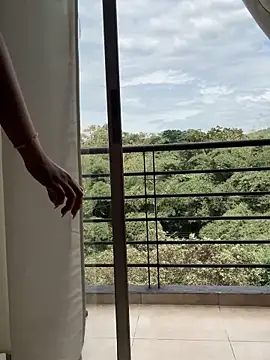 LINDA PATTY94 online show from 2, 11, 2025