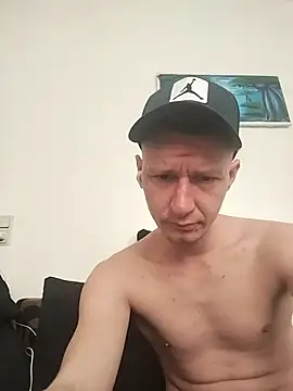 Snapshot of twinksbadboyhot chatting on 24, 4, 2026 twinksbadboyhot online show from 24, 4, 2026