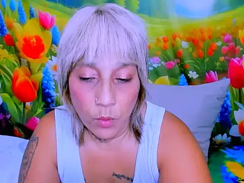 Snapshot of indianroxy chatting on 27, 6, 2026 indianroxy online show from 27, 6, 2026