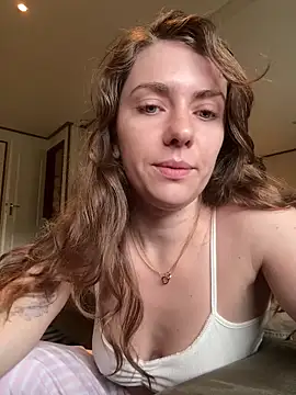 Snapshot of MariiD chatting on 11, 4, 2026 MariiD online show from 11, 4, 2026