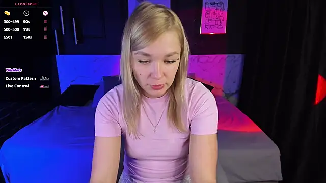 Snapshot of BellaDreamy chatting on 6, 1, 2026 BellaDreamy online show from 6, 1, 2026