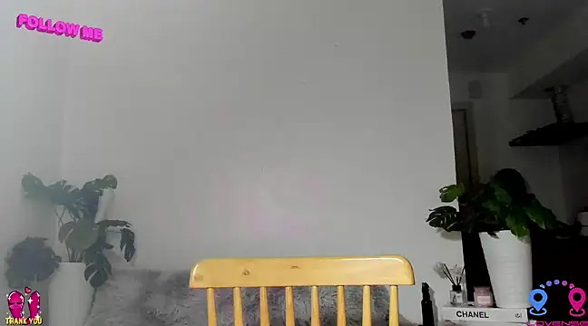 Snapshot of hottycrishina chatting on 13, 2, 2025 hottycrishina online show from 13, 2, 2025