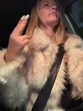 AnastasiaAniess online show from 14, 4, 2026