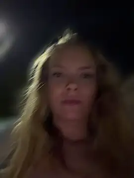 AnastasiaAniess online show from 17, 4, 2026