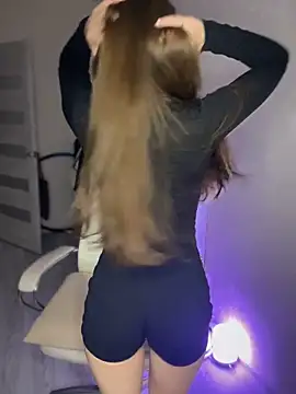 Snapshot of so_cutes chatting on 8, 12, 2024 so cutes online show from 8, 12, 2024