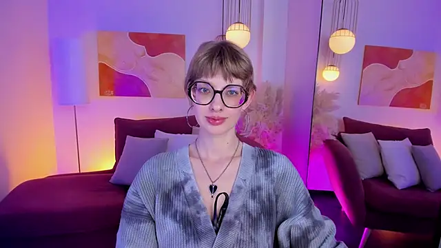 Snapshot of RubySoft chatting on 29, 10, 2025 RubySoft online show from 29, 10, 2025